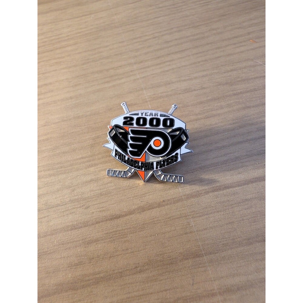 NHL PHILADELPHIA FLYERS YEAR 2000 Y2K PETER DAVID LAPEL PIN
